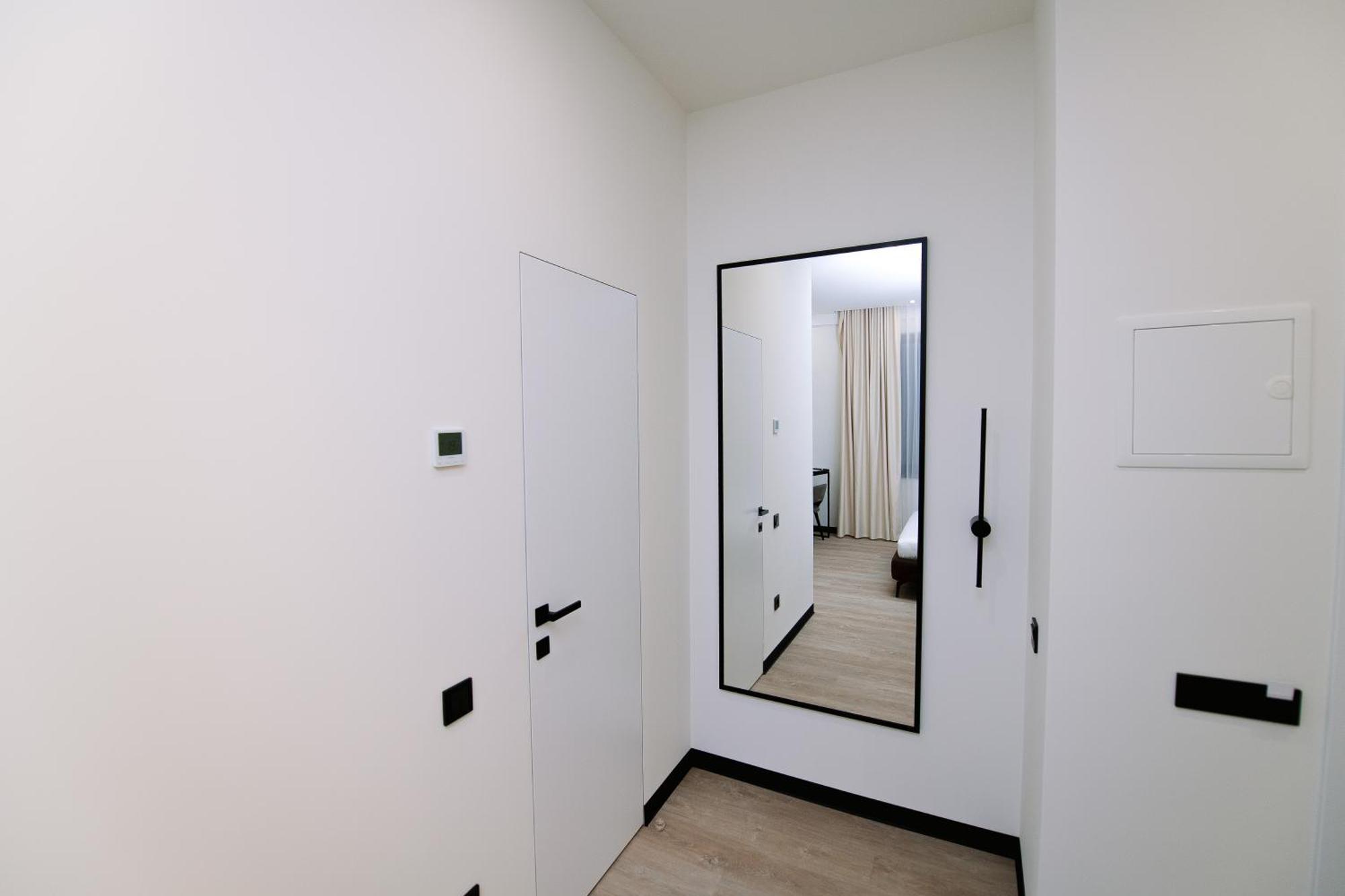 Select Hotel Лвив Екстериор снимка