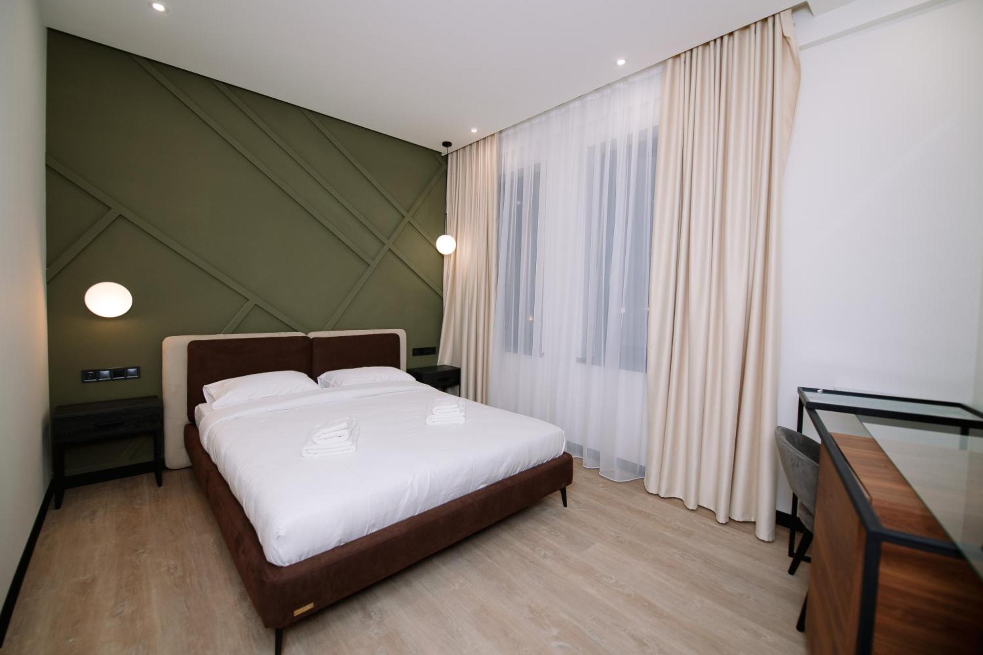 Select Hotel Лвив Екстериор снимка