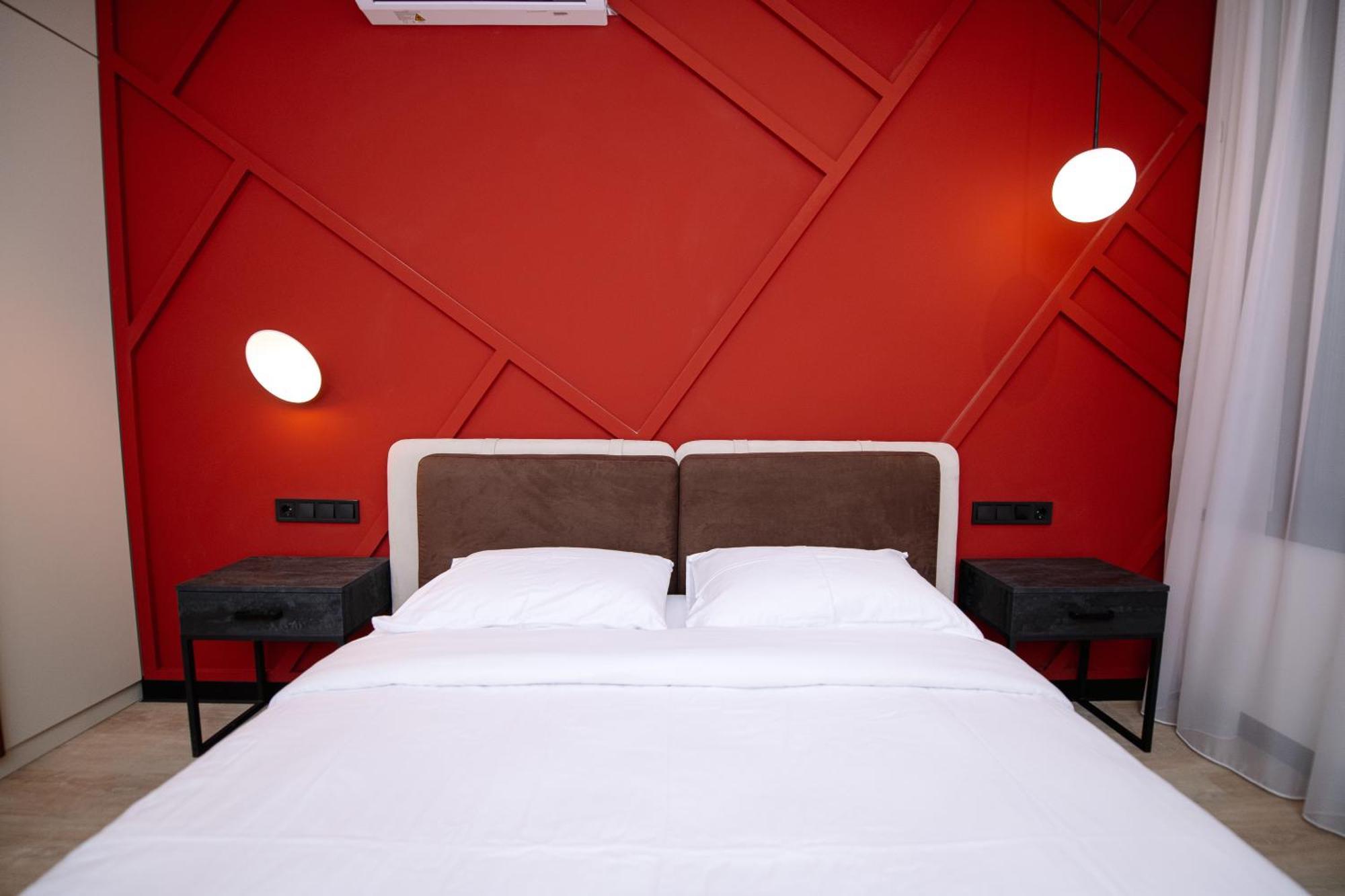 Select Hotel Лвив Екстериор снимка