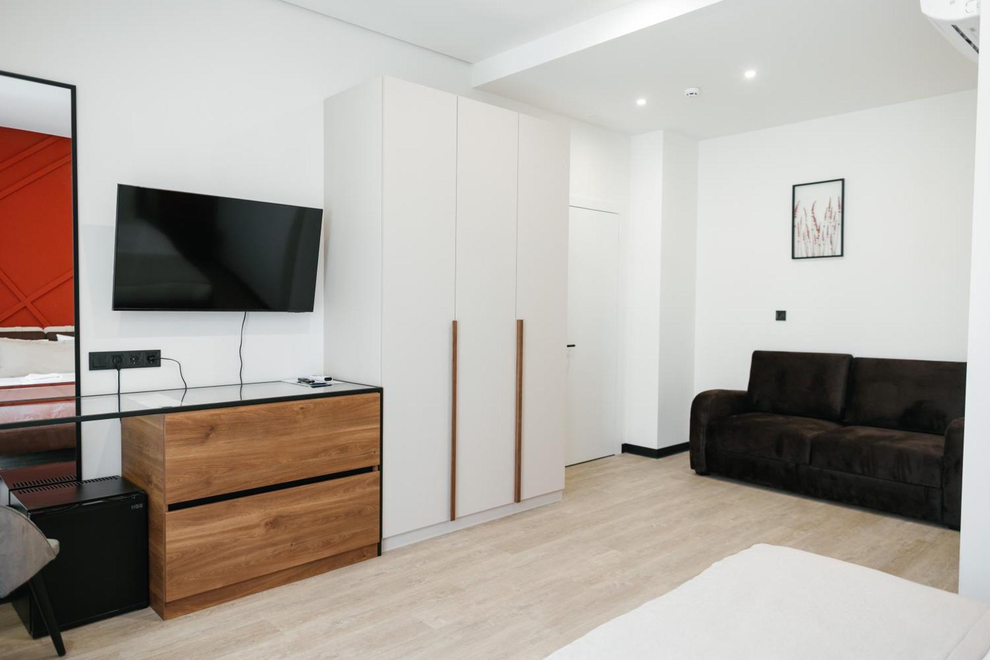 Select Hotel Лвив Екстериор снимка